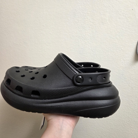 Platform Crocs - Picture 13 of 13